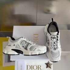 Christian Dior Sneaker